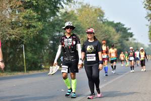 BIB: 42123
                            <button type="button" onclick="openModal(10193278)" class="btn btn-primary btn-sm float-right btn-popup" data-toggle="modal" data-target=".modal-high-quality">
                        <i class="fas fa-shopping-cart"></i> Add to Cart
                    </button>
                                            <button type="button" onclick="isThisMe(10193278, true)" class="btn btn-success btn-sm float-right btn-popup btn-isme hidden" data-toggle="tooltip" data-placement="bottom" title="นี่คือรูปของคุณใช่ไหม คลิกที่นี่เพื่อเอาเข้าอัลบั้ม">
                        <i class="fas fa-plus"></i> Add to album
                    </button>
                    <button type="button" onclick="isThisMe(10193278, false)" class="btn btn-warning btn-sm float-right btn-popup btn-isnotme hidden">
                        <i class="fas fa-ban"></i> Remove from album
                    </button>